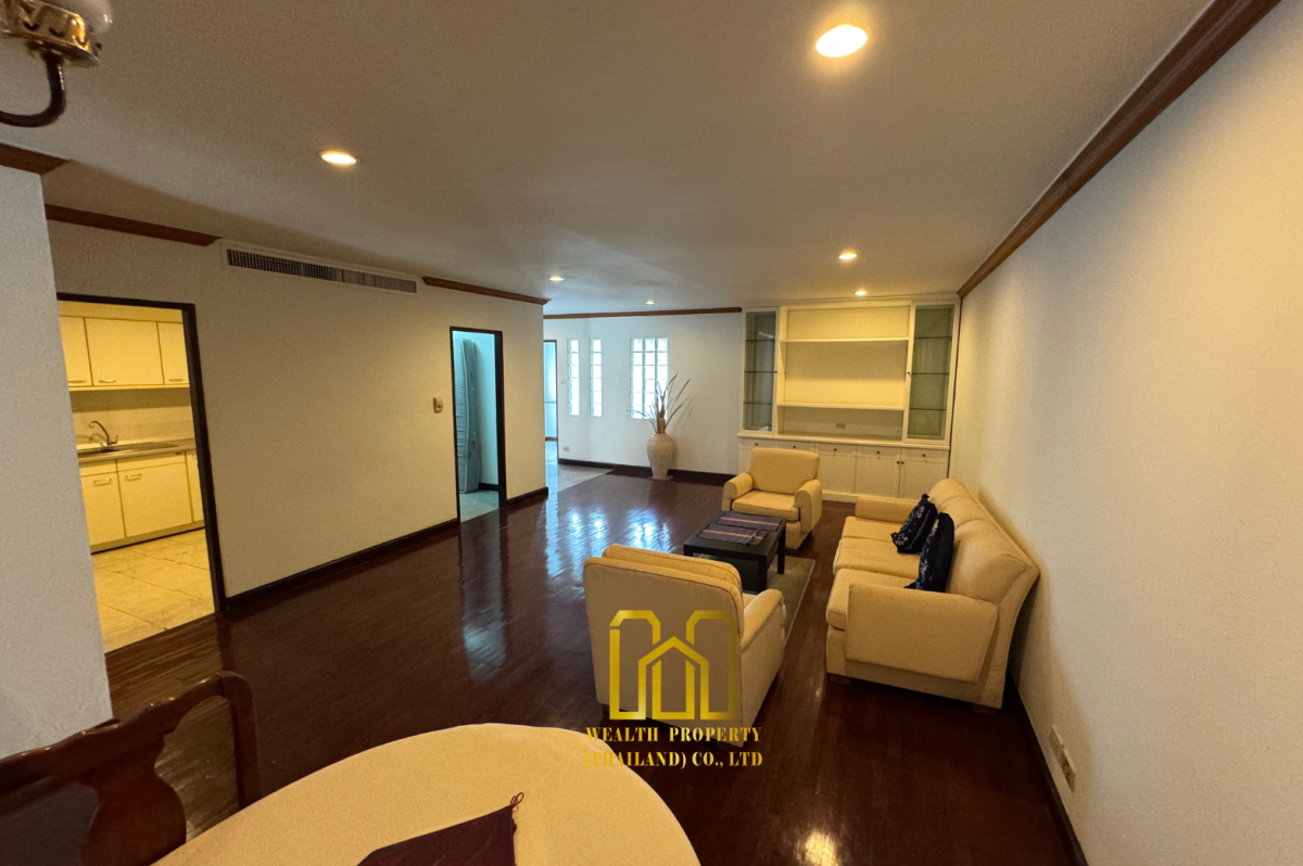   ขายคอนโด Liang Garden Condominium  